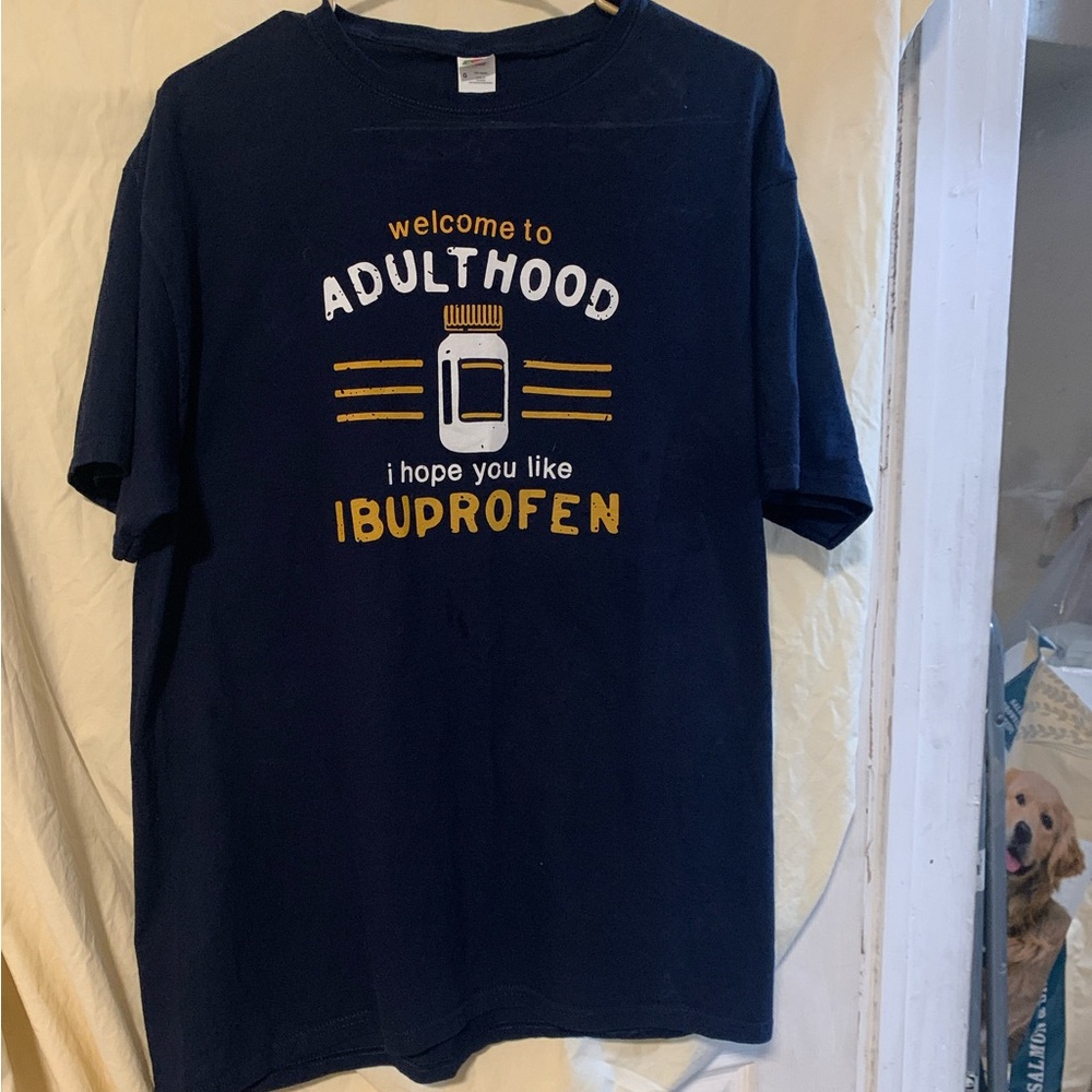 New, Graphic T-shirt ;Adulthood,blue short sleeves  size Large